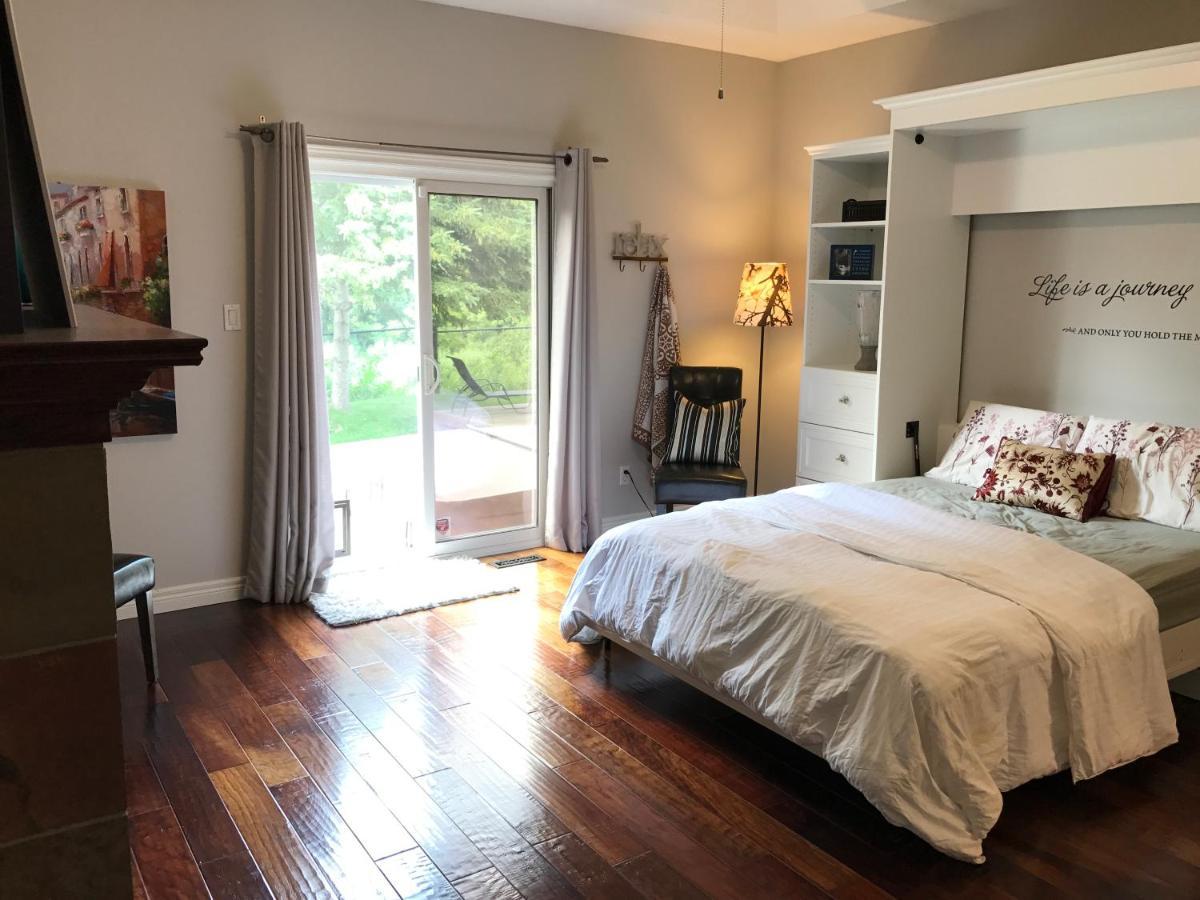 Apartmán Cozy Luxury On The Thames In Ontario! Londýn Exteriér fotografie
